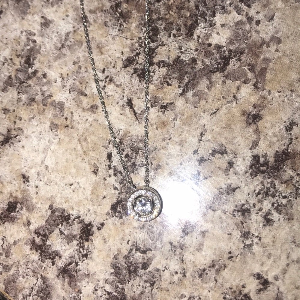 14 k white gold